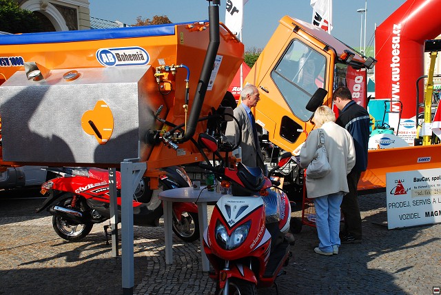 img00002.jpg
